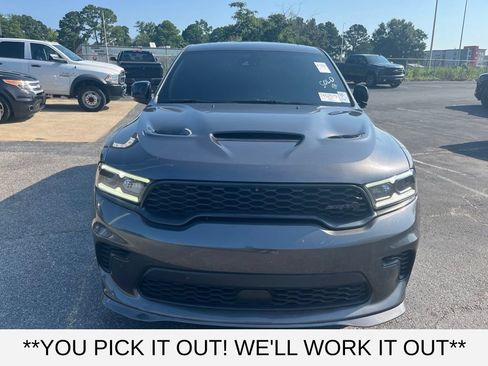 Used 2021 Dodge Durango SRT Hellcat w/ Technology Group AWD/4WD image 2