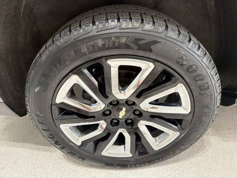 Certified 2021 Chevrolet Tahoe High Country w/ Premium Package AWD/4WD image 7