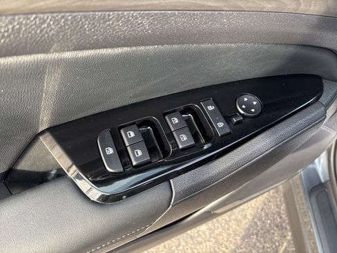 Used 2025 Kia Sportage X-Line image 13