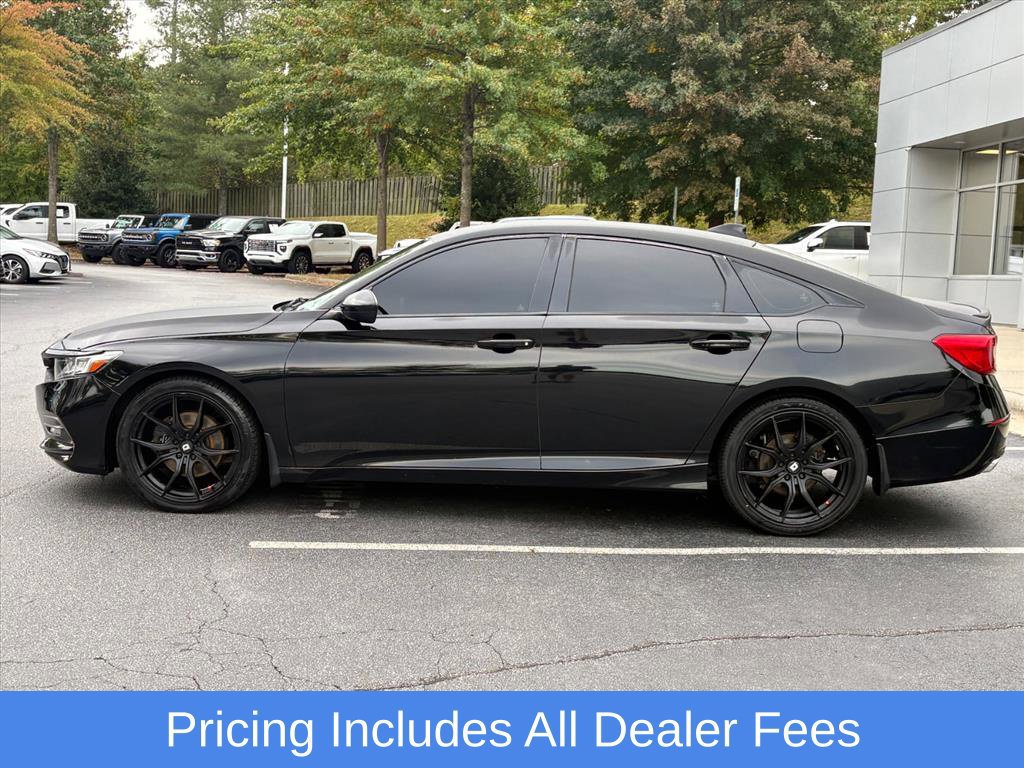 Used 2018 Honda Accord Sport image 4