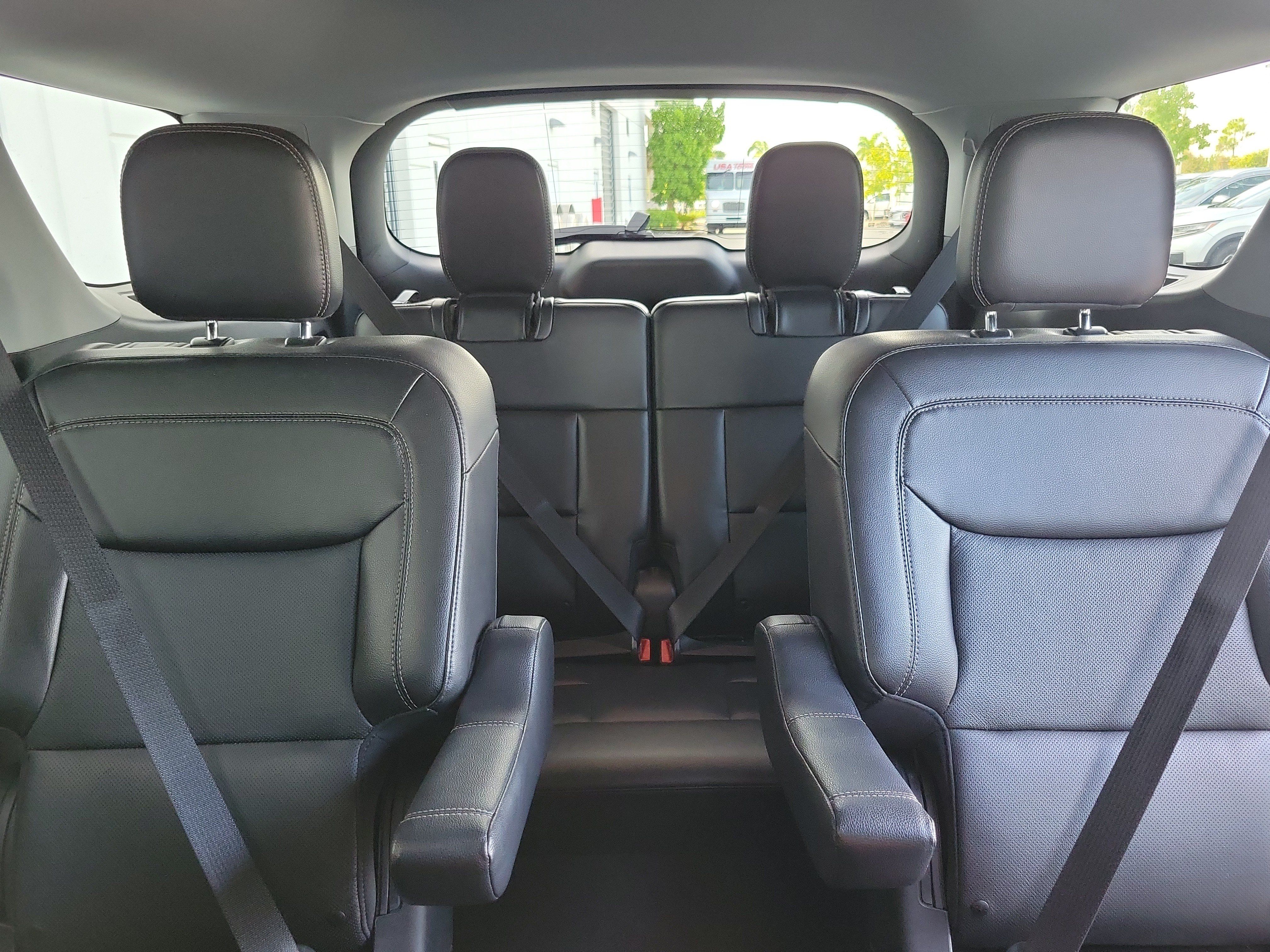 Used 2022 Ford Explorer Limited RWD image 18
