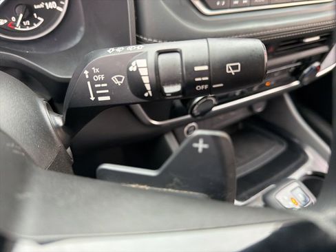 Used 2021 Nissan Rogue S FWD image 28