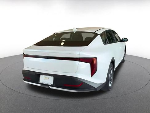 Used 2025 Kia K4 FWD image 15