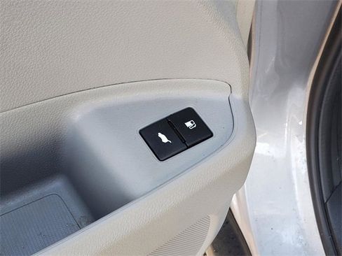 Used 2019 Honda Pilot Touring image 12