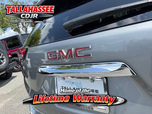 Used 2024 GMC Terrain SLE AWD/4WD image 5