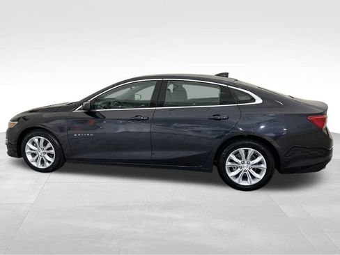 Used 2023 Chevrolet Malibu LT image 2
