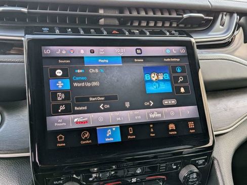 Used 2022 Jeep Grand Cherokee Limited 4xe AWD/4WD image 19