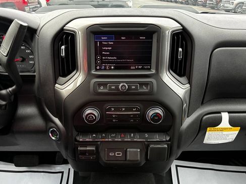 New 2026 Chevrolet Silverado 1500 Custom Trail Boss AWD/4WD image 17