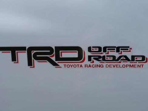 Used 2005 Toyota Tundra Limited image 9