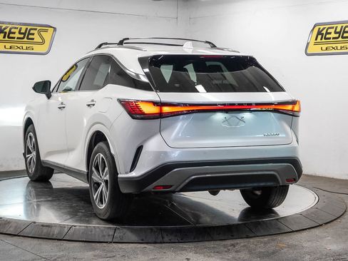 Used 2024 Lexus RX 350 Premium w/ Accessory Package (Z1) FWD image 2