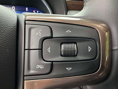 Used 2023 Chevrolet Tahoe High Country w/ Premium Package 2 AWD/4WD image 16
