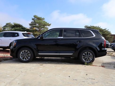 New 2025 Kia Telluride LX FWD image 4