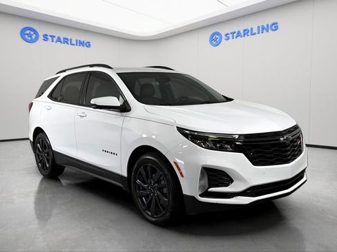 Certified 2024 Chevrolet Equinox RS FWD image 14