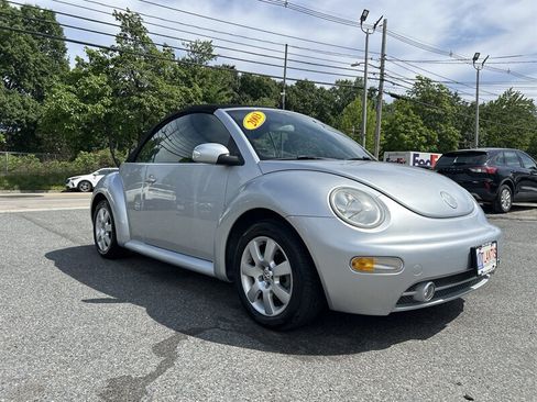 Used 2003 Volkswagen Beetle GLX FWD image 3