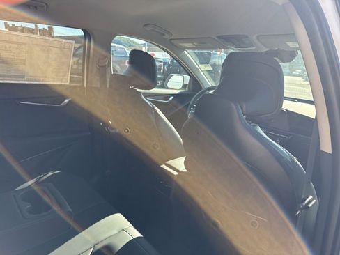 New 2025 Kia Niro EX w/ EX Cold Weather Package image 13