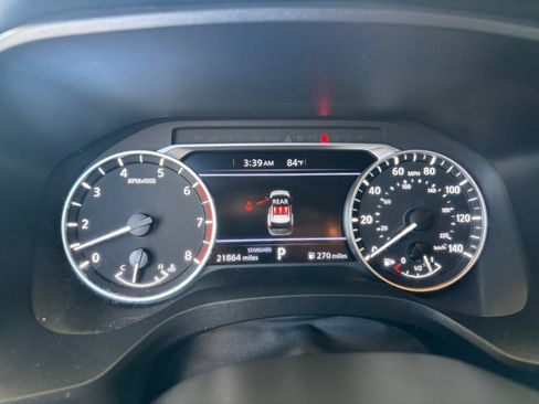 Used 2025 Nissan Rogue SV FWD image 42