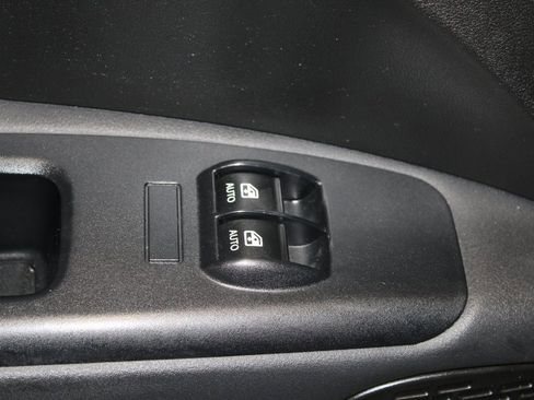 Used 2022 RAM ProMaster City Base image 9