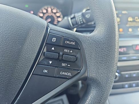 Used 2017 Hyundai Sonata SE image 21