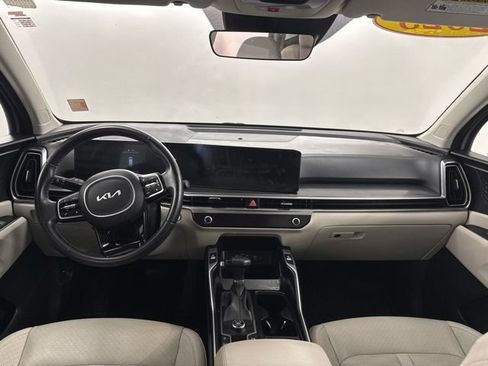 Used 2025 Kia Sorento S FWD image 15
