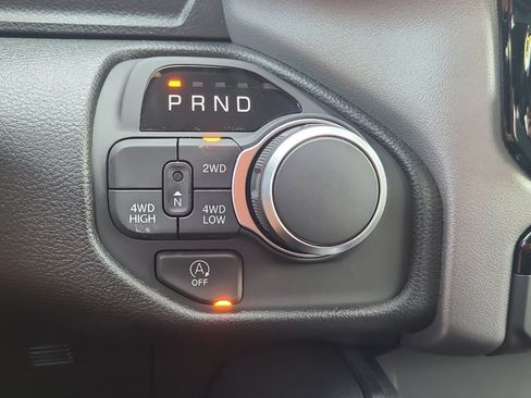 New 2026 RAM 1500 Express AWD/4WD image 21