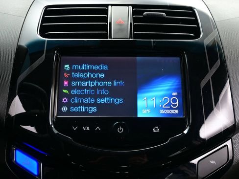 Used 2015 Chevrolet Spark LT FWD image 17