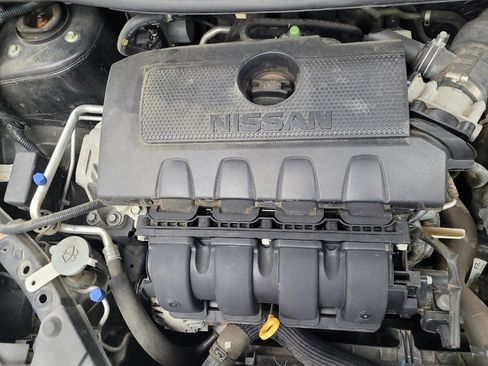 Used 2018 Nissan Sentra SR w/ SR Midnight Edition Package image 30