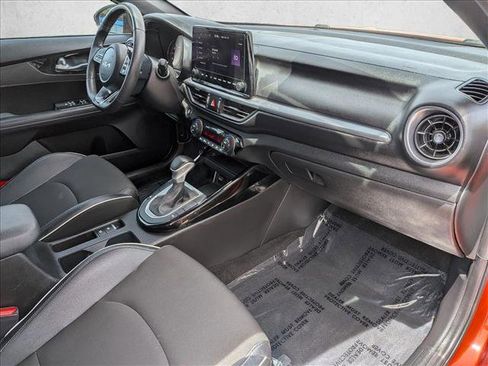 Used 2023 Kia Forte GT-Line w/ GT-Line Technology Package FWD image 29