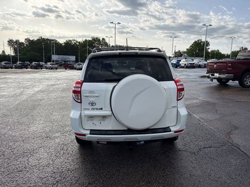Used 2009 Toyota RAV4 4WD image 6