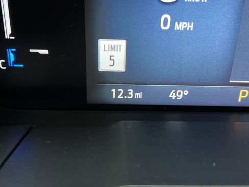 New 2026 Ford Maverick Lariat w/ Black Appearance Package image 17