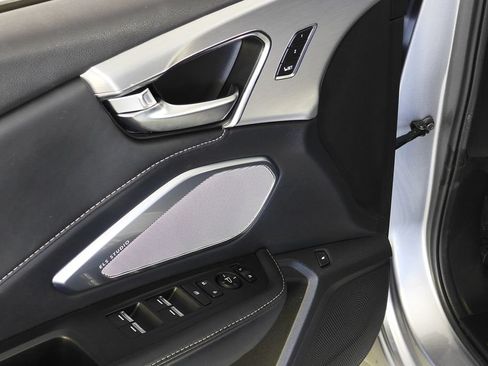 Used 2021 Acura RDX FWD w/ Technology Package image 12