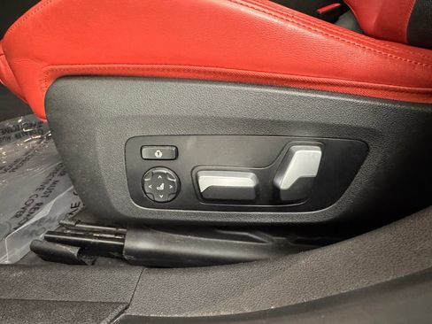 Used 2023 BMW M3 Competition w/ Executive Package image 30