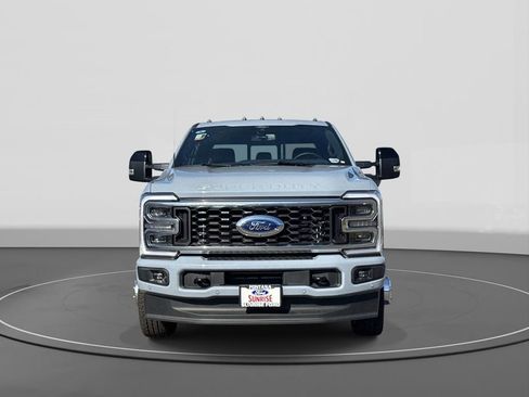New 2025 Ford F350 Platinum image 3