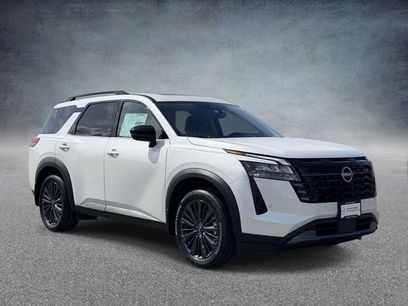 New 2026 Nissan Pathfinder SL w/ SL Premium Package