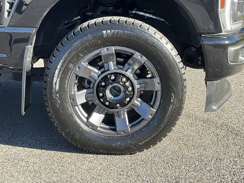 Used 2024 Ford F250 Lariat w/ Sport Appearance Package image 25