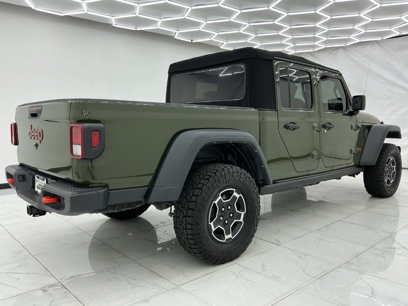 Used 2023 Jeep Gladiator Mojave w/ Trailer Tow Package AWD/4WD image 11