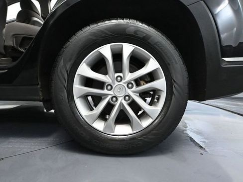 Used 2019 Hyundai Santa Fe SEL w/ Cargo Package image 11