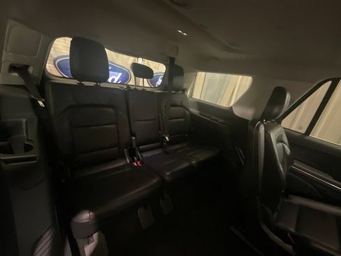 Used 2025 Lincoln Navigator Reserve AWD/4WD image 17