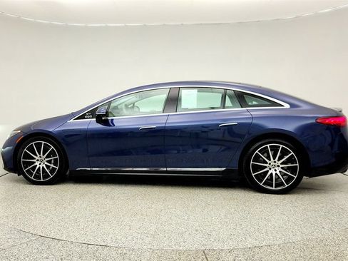 Used 2023 Mercedes-Benz EQS 580 4MATIC Sedan w/ Exclusive Trim Package image 8