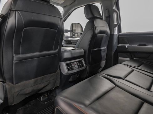 Used 2023 Ford F350 Lariat w/ FX4 Off-Road Package AWD/4WD image 37