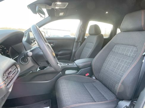 Used 2024 Honda HR-V Sport image 12