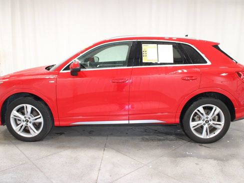 Used 2023 Audi Q3 2.0T Premium Plus w/ Premium Plus Package AWD/4WD image 6