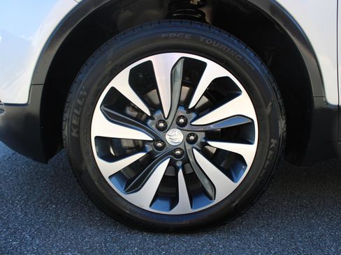 Used 2021 Buick Encore Preferred image 9