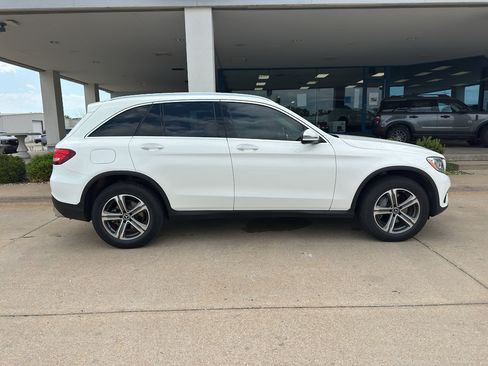 Used 2019 Mercedes-Benz GLC 300 4MATIC image 7