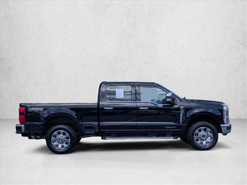 Used 2024 Ford F250 Lariat w/ Chrome Package AWD/4WD image 5