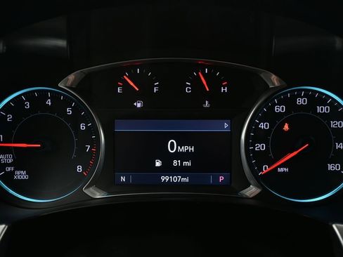 Used 2021 Chevrolet Traverse LT FWD image 9