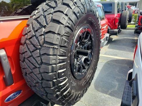Used 2024 Ford Bronco Wildtrak AWD/4WD image 5