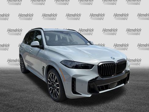 New 2026 BMW X5 xDrive50e w/ M Sport Package AWD/4WD image 2