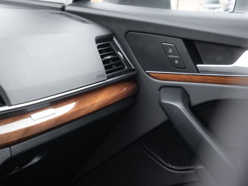 Certified 2023 Audi Q5 2.0T Prestige w/ Prestige Package image 17