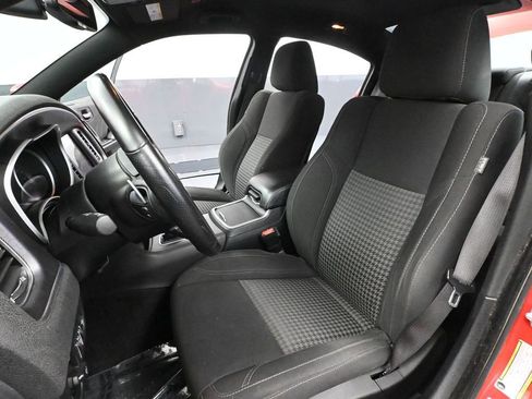 Used 2018 Dodge Charger GT image 24