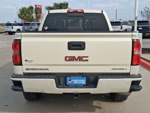 Used 2015 GMC Sierra 1500 Denali w/ Driver Alert Package image 5